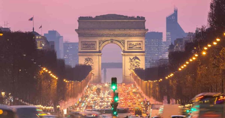 3 Best France Pocket WiFi & SIM Cards for Tourists