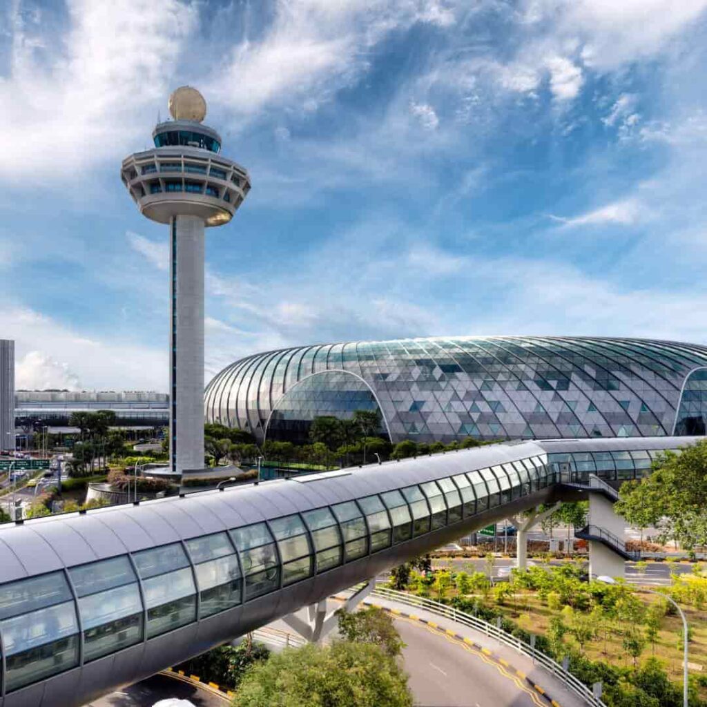 changi-airport-hotel-transfers-klook-kiwitaxi-review